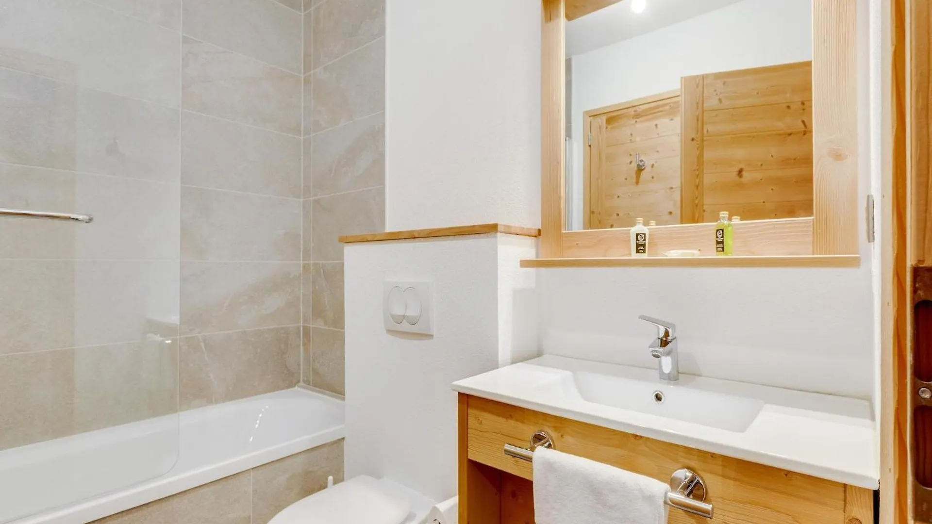 Demi-Chalet 4 Pieces 8 Pers Premium Combloux 0*,  France